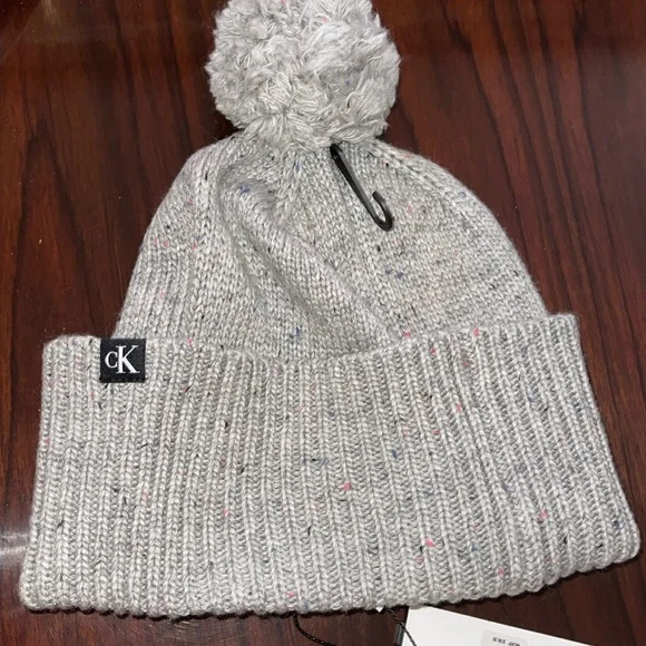 NWT Calvin Klein Pom hat Calvin Klein | Accessories | Nwt Calvinkleincable Knit Pom  main image 2